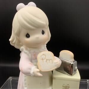 1997 Precious Moments Figurine